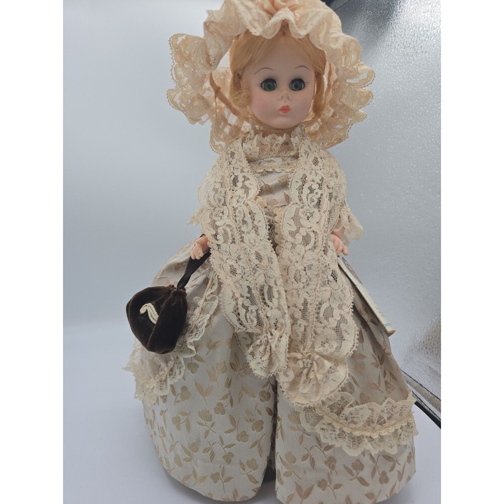 1976 Madame Alexander Martha Washington #1501 First Ladies Series Doll no Box